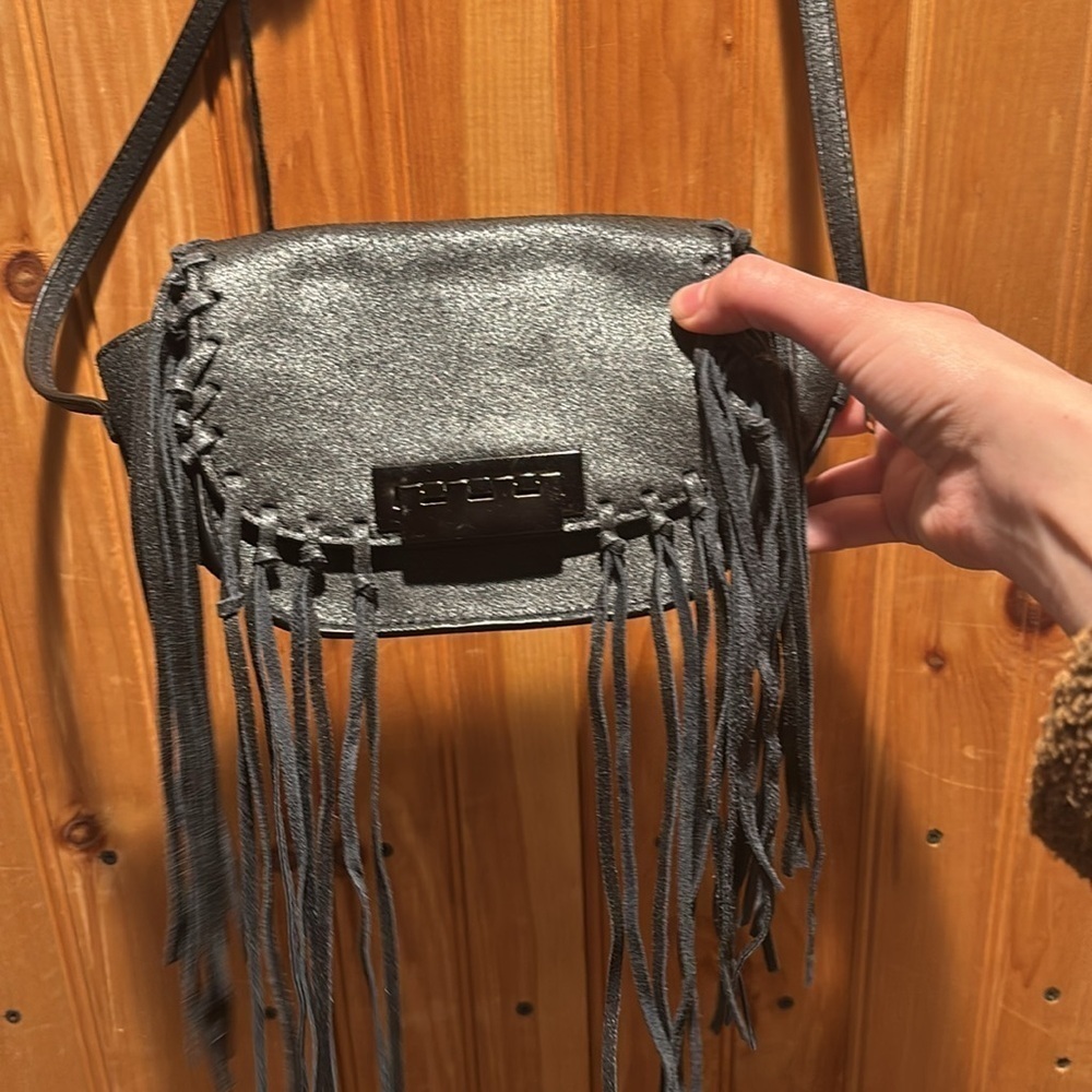 New NWT ZAC POSEN Eartha iconic micro fringe bag